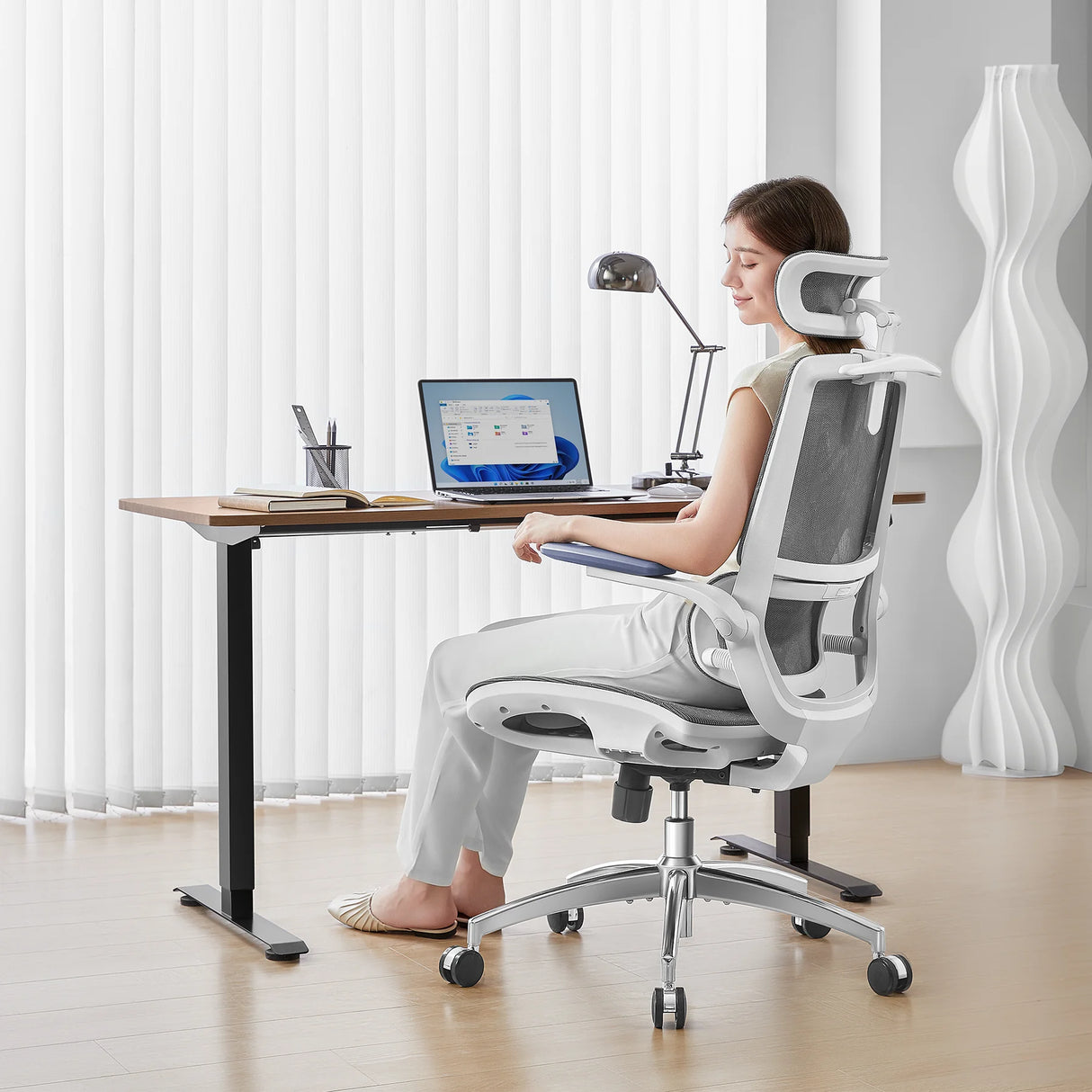 This is the product picture of m59as classic office chair