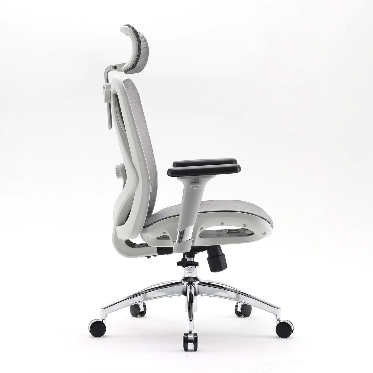 This is the product picture of m57 classic office chair